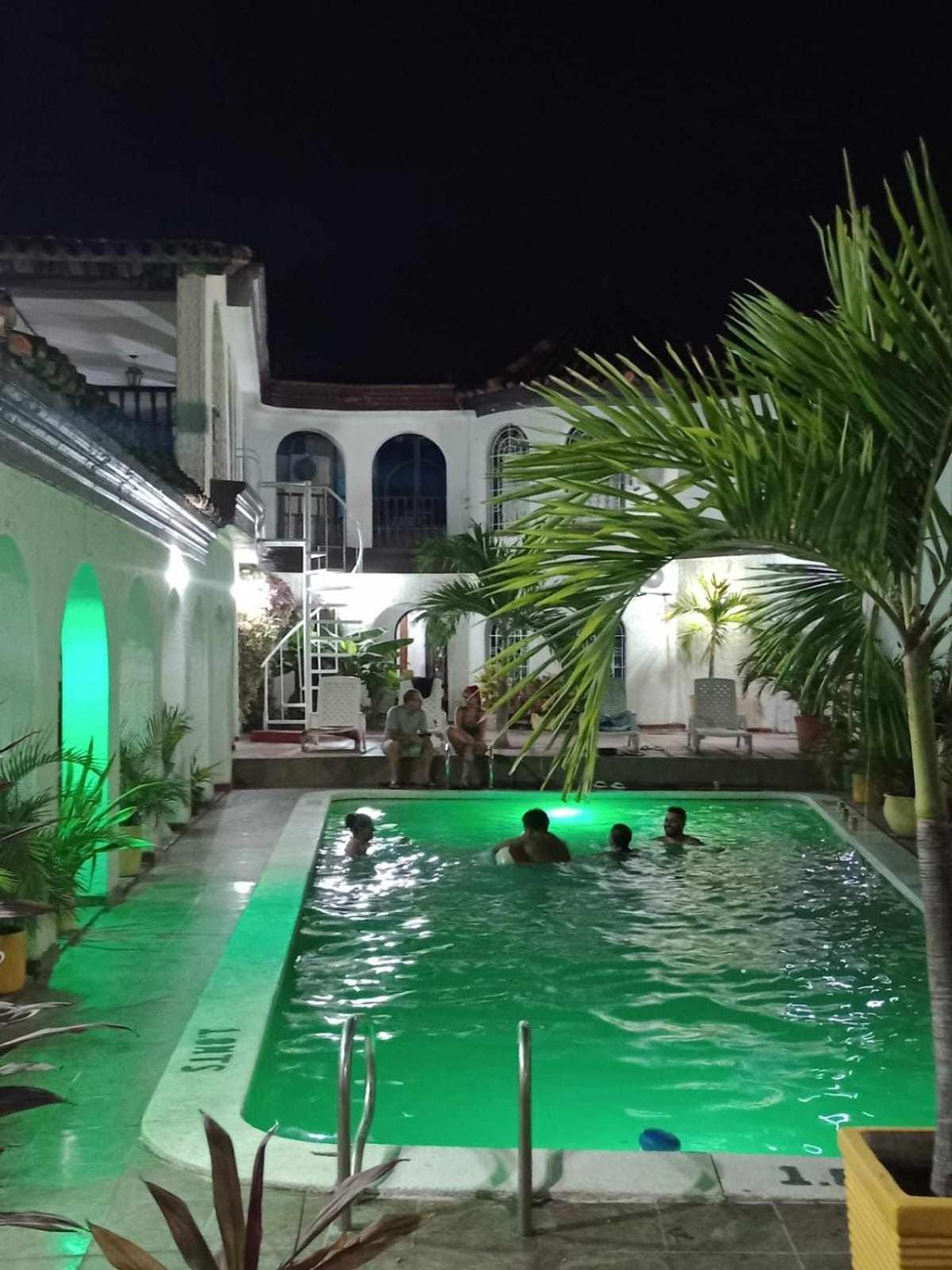 The Chill In Mansion Hostel Santa Marta Dış mekan fotoğraf