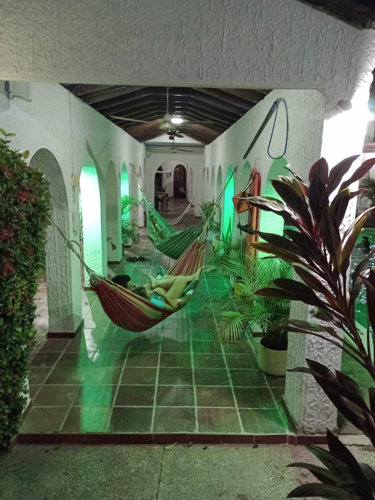 The Chill In Mansion Hostel Santa Marta Dış mekan fotoğraf